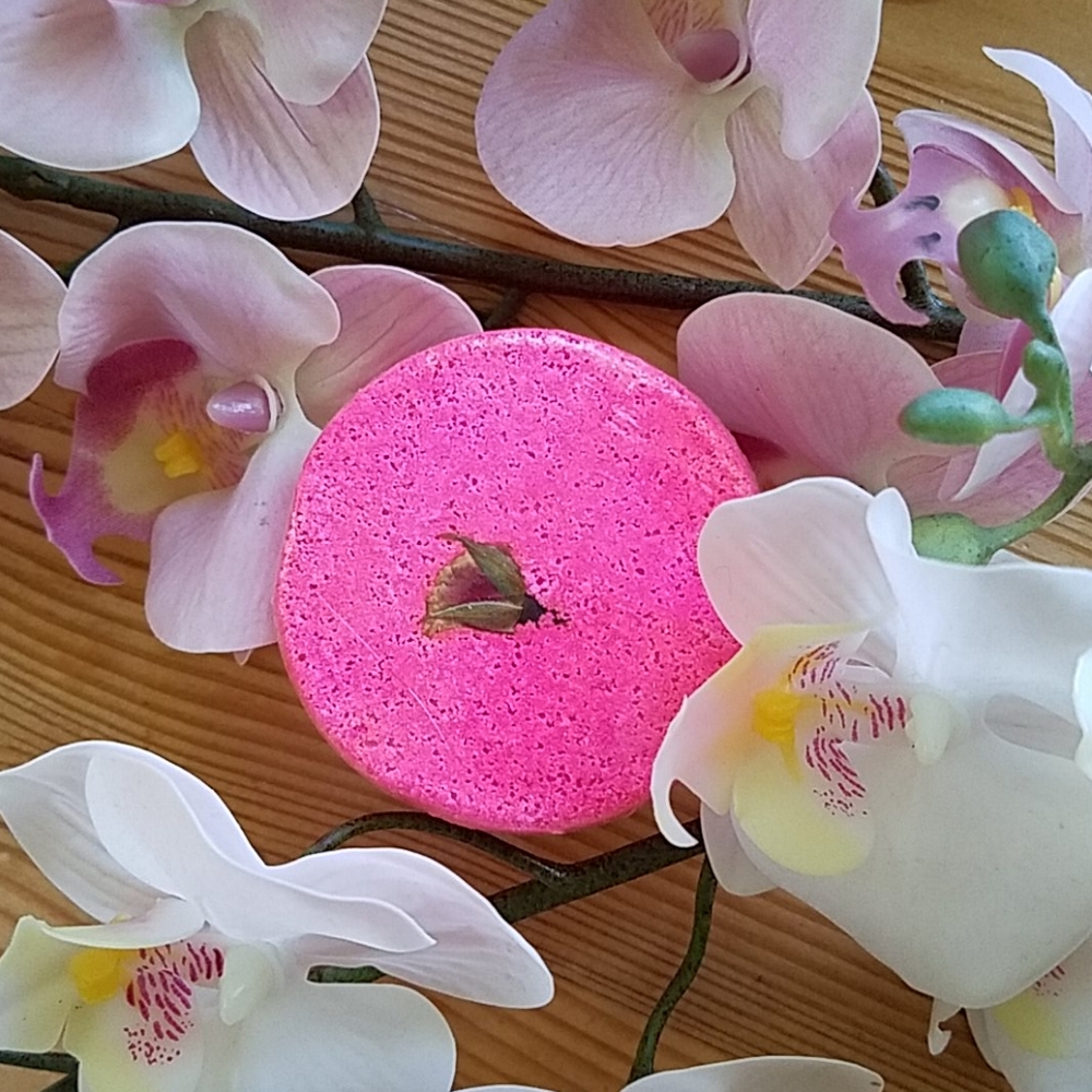 🌹 Nag Champa Rose Bath Bomb